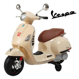 Motocicleta electrica Vespa cu motor de 30W si detalii realiste pentru copii