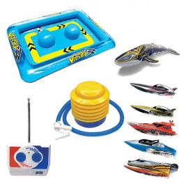 Set de lupta cu piscina gonflabila, barca de viteza si balena