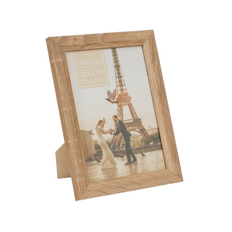Rama foto din lemn maro sculptata