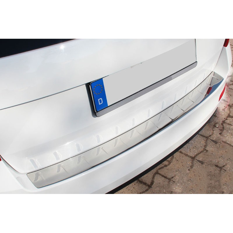 Ornament portbagaj crom Skoda Octavia 3 III Kombi 2013-2017 Ornament portbagaj crom Skoda Octavia 3 III Kombi 2013-2017