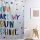 Perdea de dus alba cu litere color 180x180cm