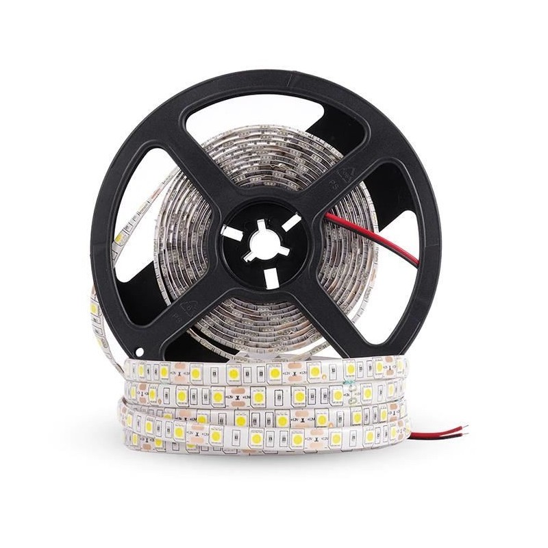 Banda led 12V 3 x 150cm 60 leduri pe metru Banda led 12V 3 x 150cm 60 leduri pe metru